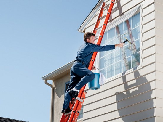 Why Do You Need To Hire A Professional Window Cleaning Service