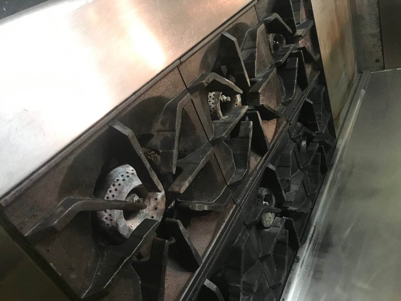 The reasons and benefits of having professional commercial grease hood cleaning in Atlanta