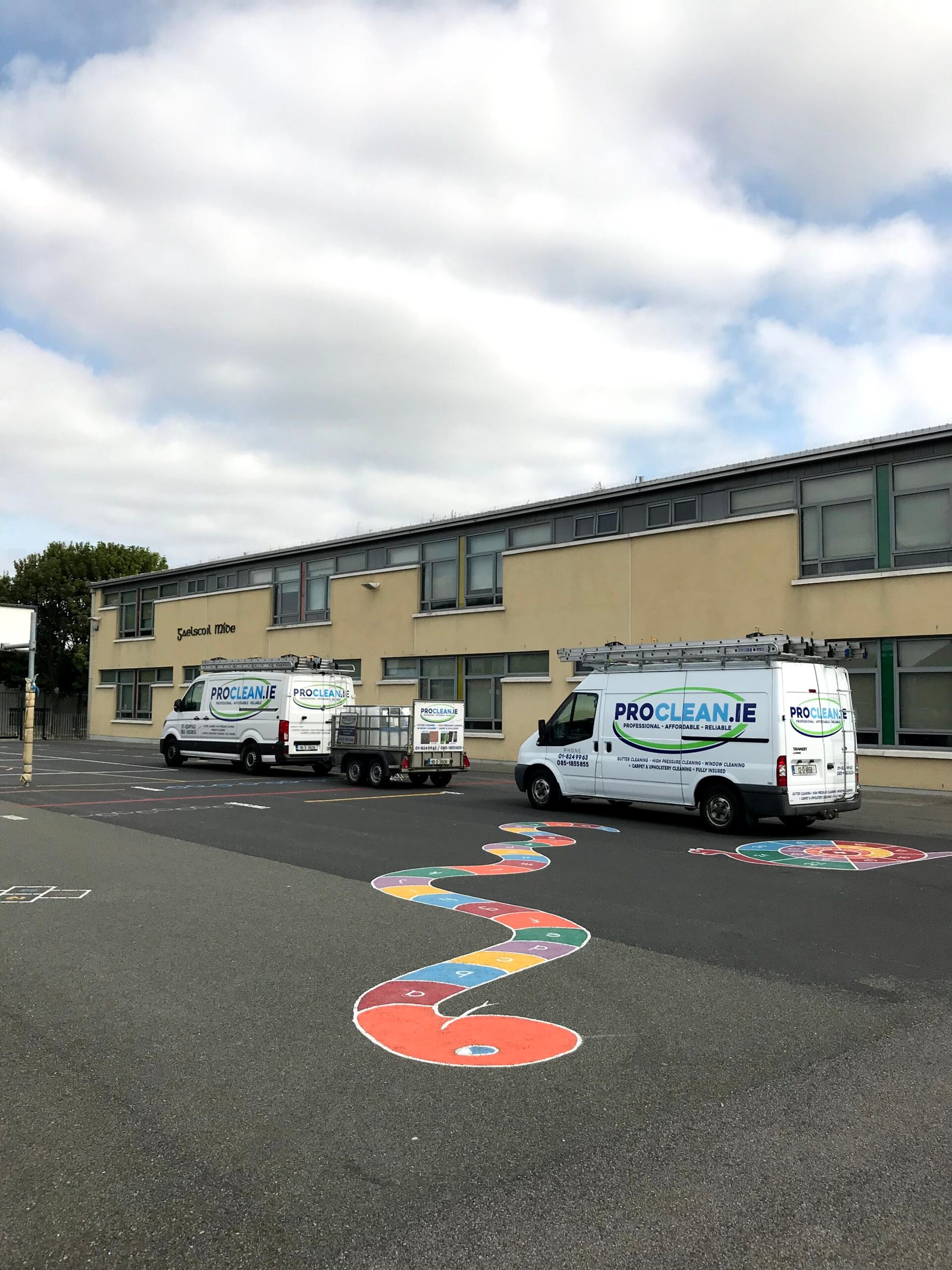 Get quality Commercial Power Washing Service